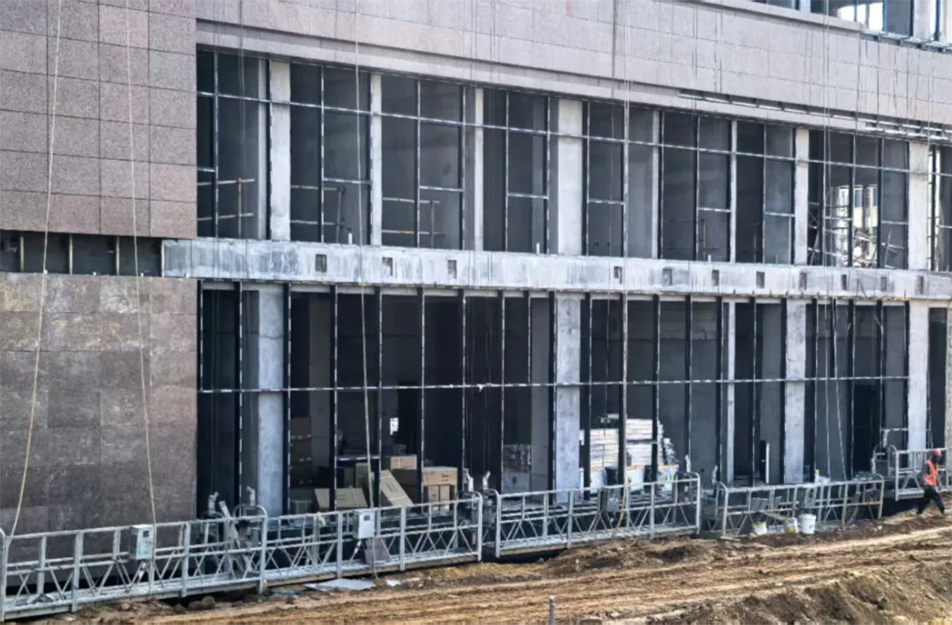 南昌市政建設集團有限公司緊急開展強對流天氣專項安全檢查，全面排查設備加固、用電安全、排水防澇及應急物資，筑牢極端天氣施工安全防線